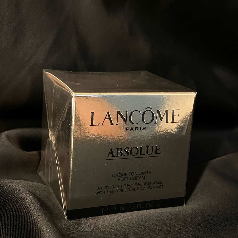 Lancôme Absolue Crème Fondante – Soft Cream Moisturizer (Luxury Skincare) 15ml
